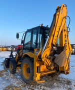 Bull HD-100 Экскаватор-погрузчик HD-100 (Дизельный, 4,4 л, 101 л.с., АТ)