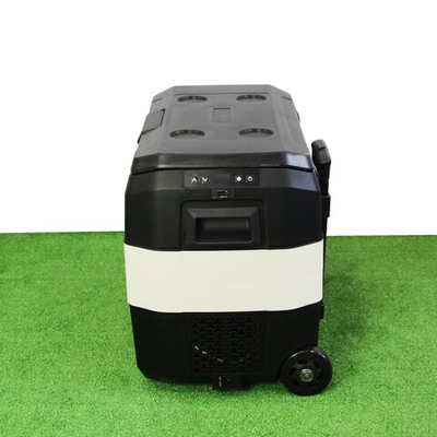 Компрессорный автохолодильник ICE CUBE IC52