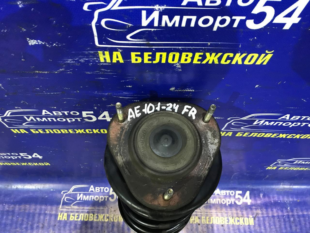Стойка передняя правая TOYOTA MARINO 1992