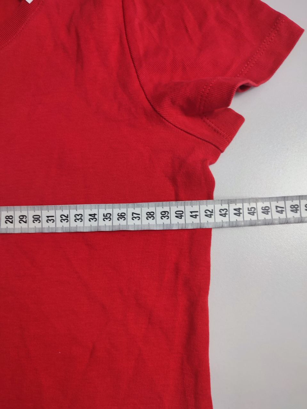 Футболка Gin Tonic однотонная 46 размер