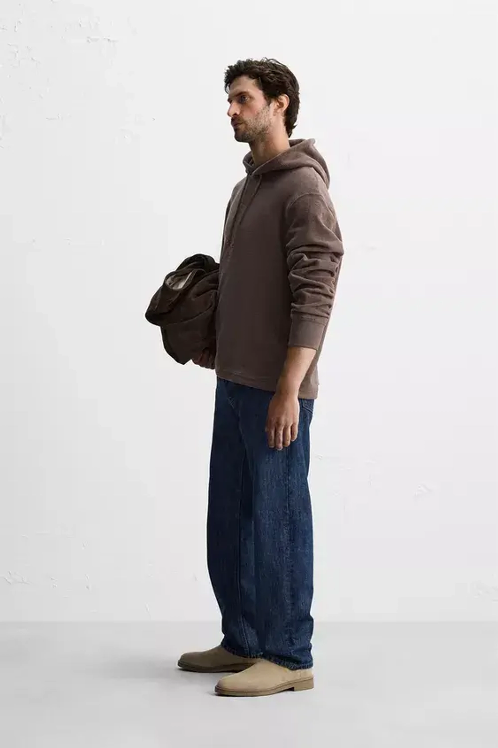 ZARA ТОЛСТОВКА ИЗ РЕЛЬЕФНОЙ ТКАНИ, КОРИЧНЕВЫЙ