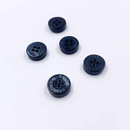 B205 Пуговицы Ferre из перламутра