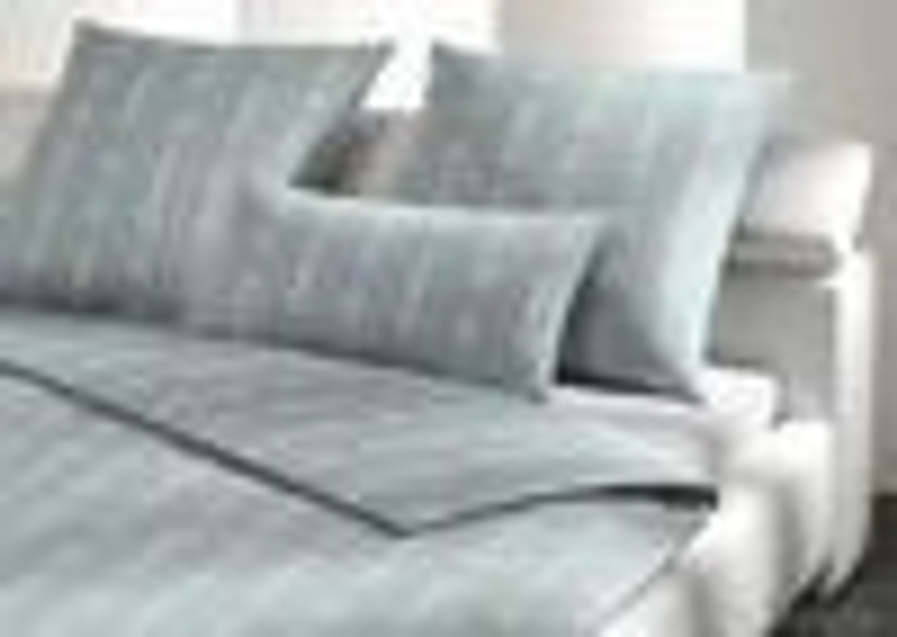 Наволочка 70x70 JOOP! Fine Stripes бежевая