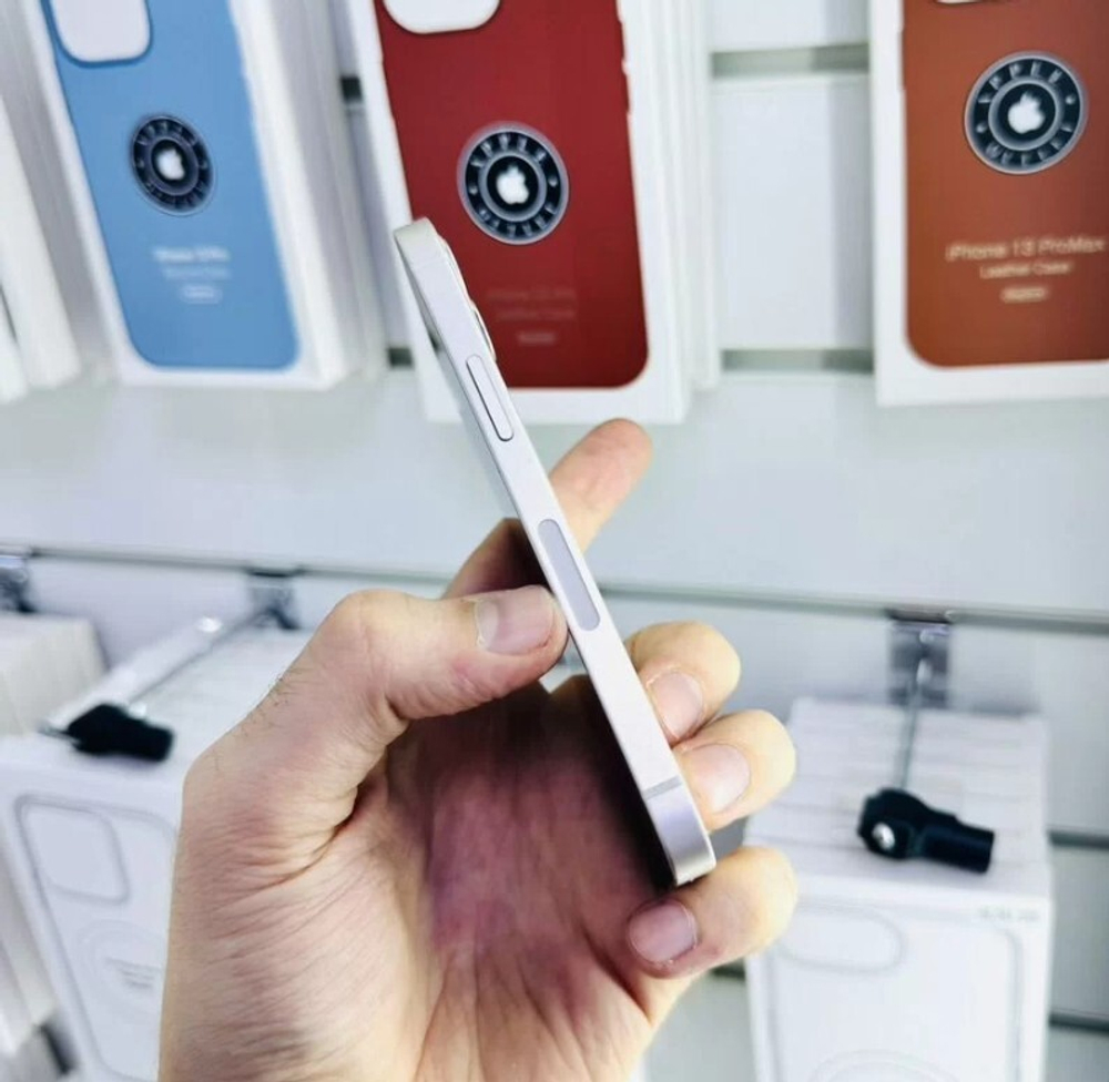 iPhone 12, 256 ГБ б/у