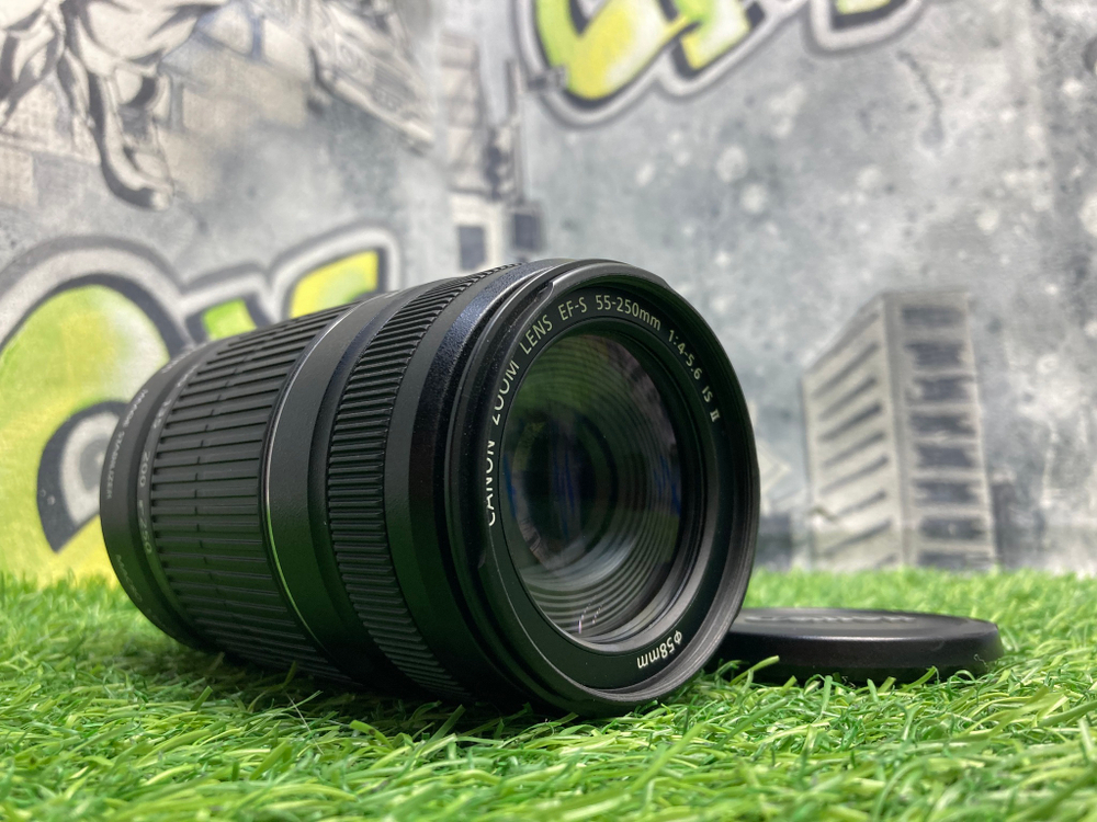 Canon EF-S 55-250mm 4.0-5.6 IS II