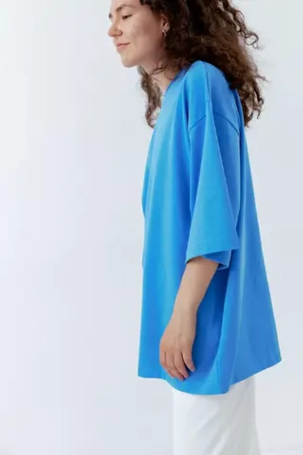 Огромная футболка из синего хлопка