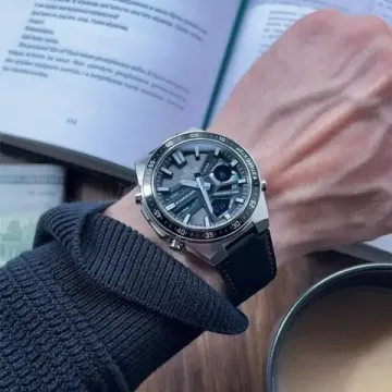 Наручные часы Casio Edifice EFV-C110L-1AVDF