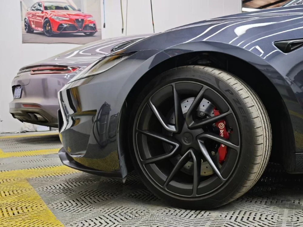 Карбон-керамическая тормозная система Tesla Model 3 тесла 3 тормоза тормозные диски колодки суппорт карбон керамика