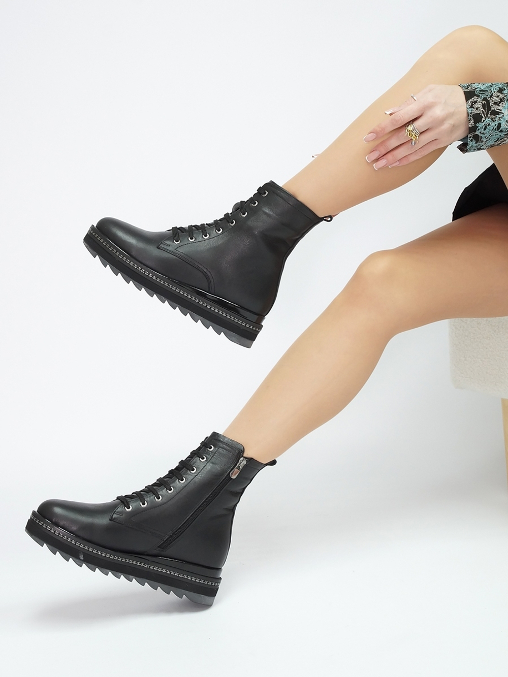 Ботинки женские зимние