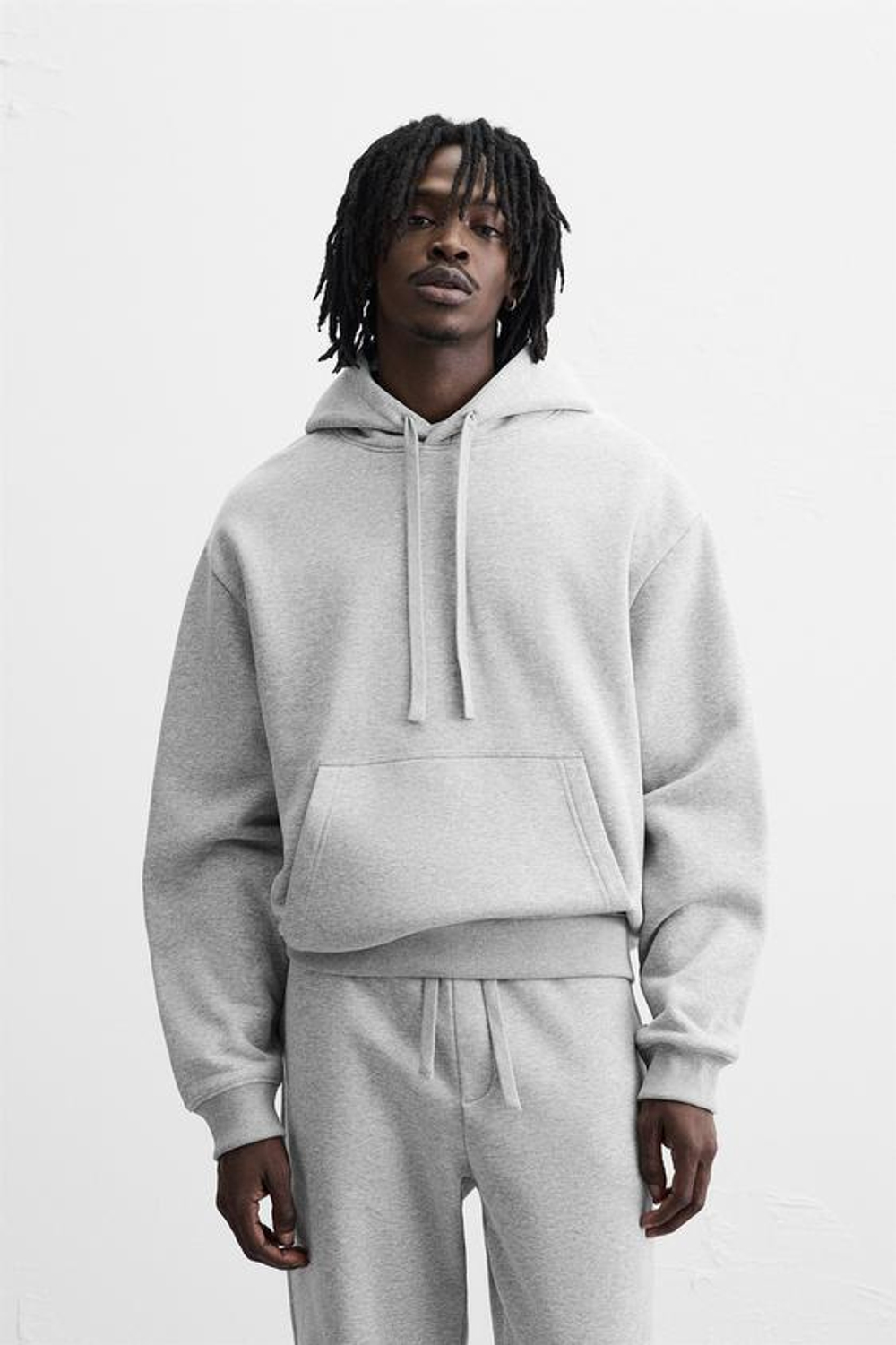 ZARA ХУДИ, СЕРЫЙ С МЕЛАНЖЕВЫМ ЭФФЕКТОМ