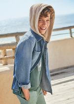 джинсовая рубашка