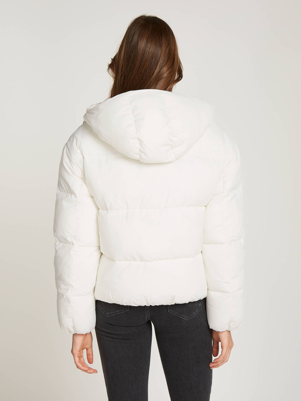 Пуховая куртка Calvin Klein Jeans - экрю(J20J224112)