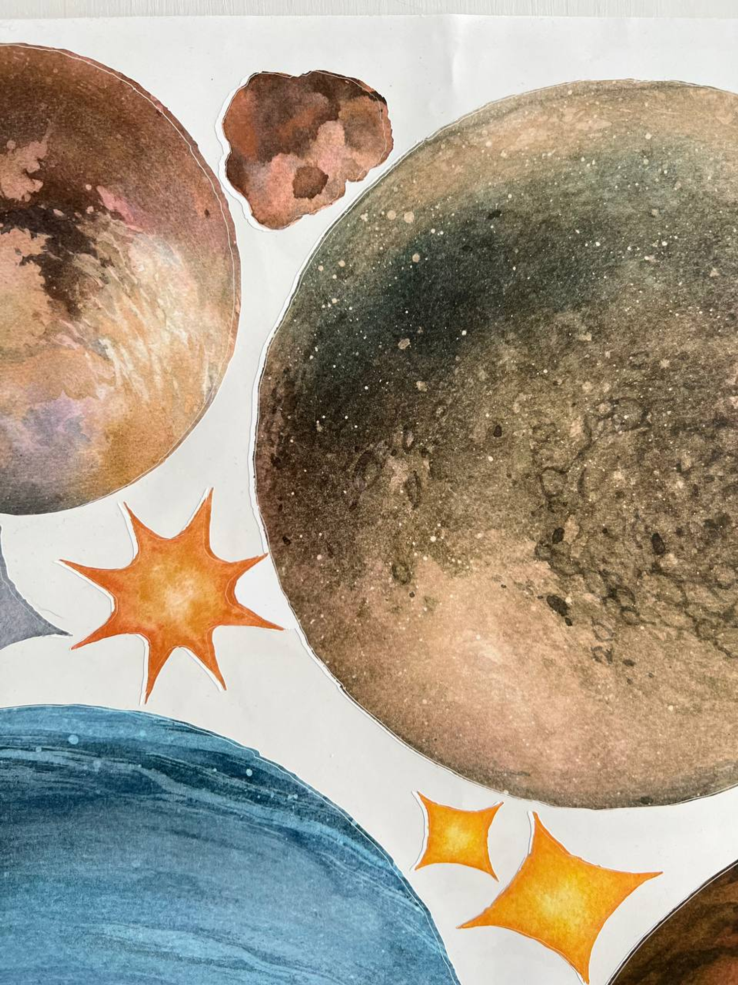 Космос ( порвана подложка в одном месте + небольшой контур у кометы + съехал рез на одной букве)