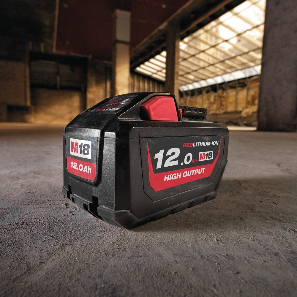 Аккумуляторная батарея Milwaukee M18 HB12 12Ah Li-Ion