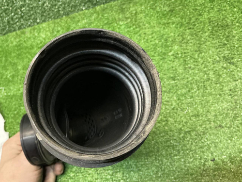 Патрубок воздуш. фильтра Mercedes C w205 (14-23)