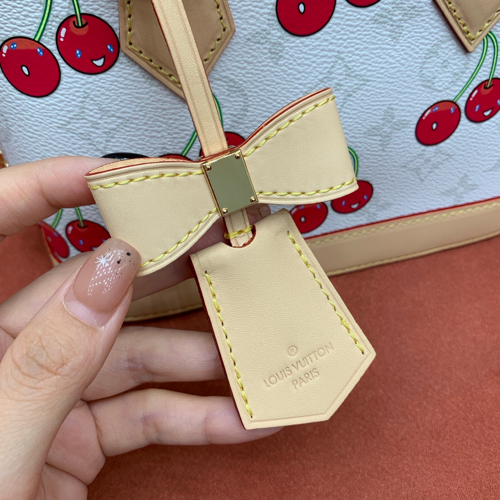Louis Vuitton Alma BB