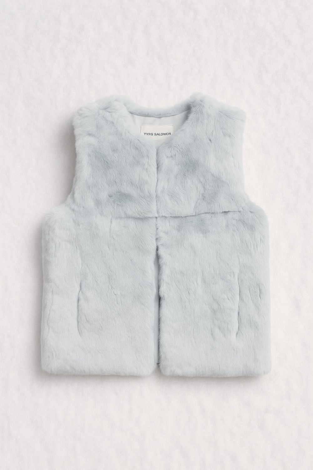 Жилет из меха кролика Yves Salomon, 140