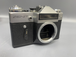 Zenit E + Helios 44M