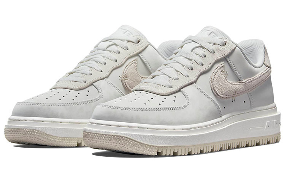 Кроссовки Nike Air Force 1 Low Summit White