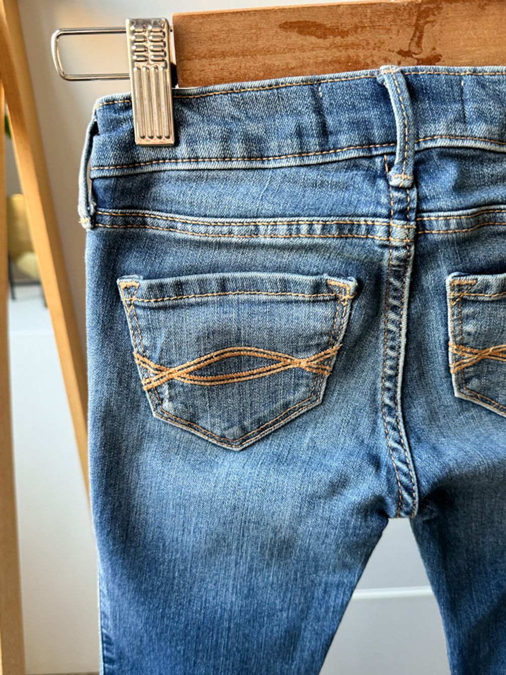 Джинсы Abercrombie, 110