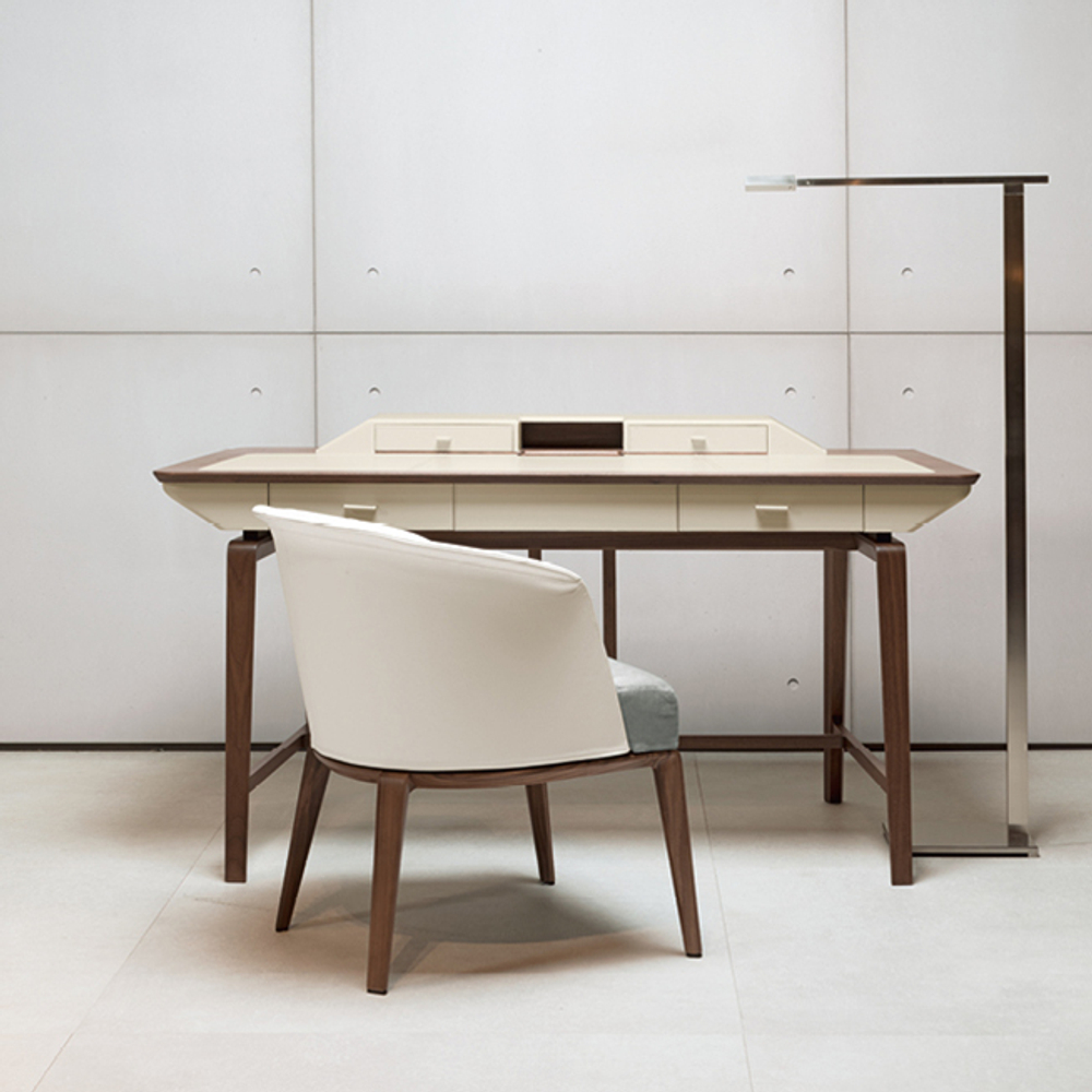 Письменный стол Giorgetti STUDIUM