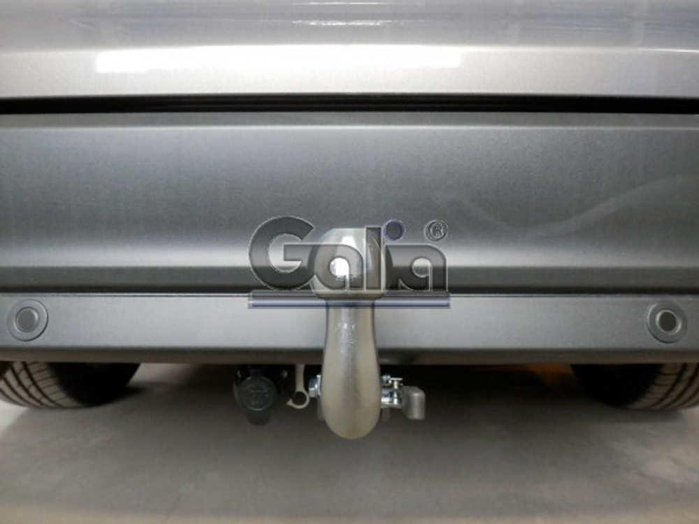 Фаркоп оцинкованный Galia F119C для Ford Focus III универсал 2011-2018(паспорт и сертификат в комплекте)(без электрики)