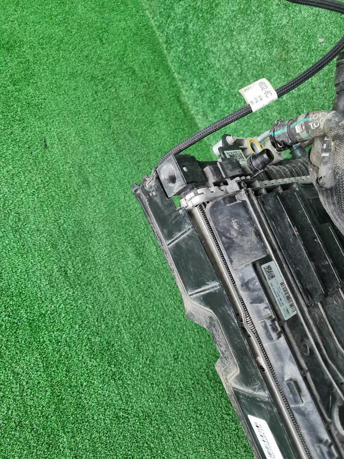 Кассета радиаторов LR Discovery Sport (2019-н.в.)