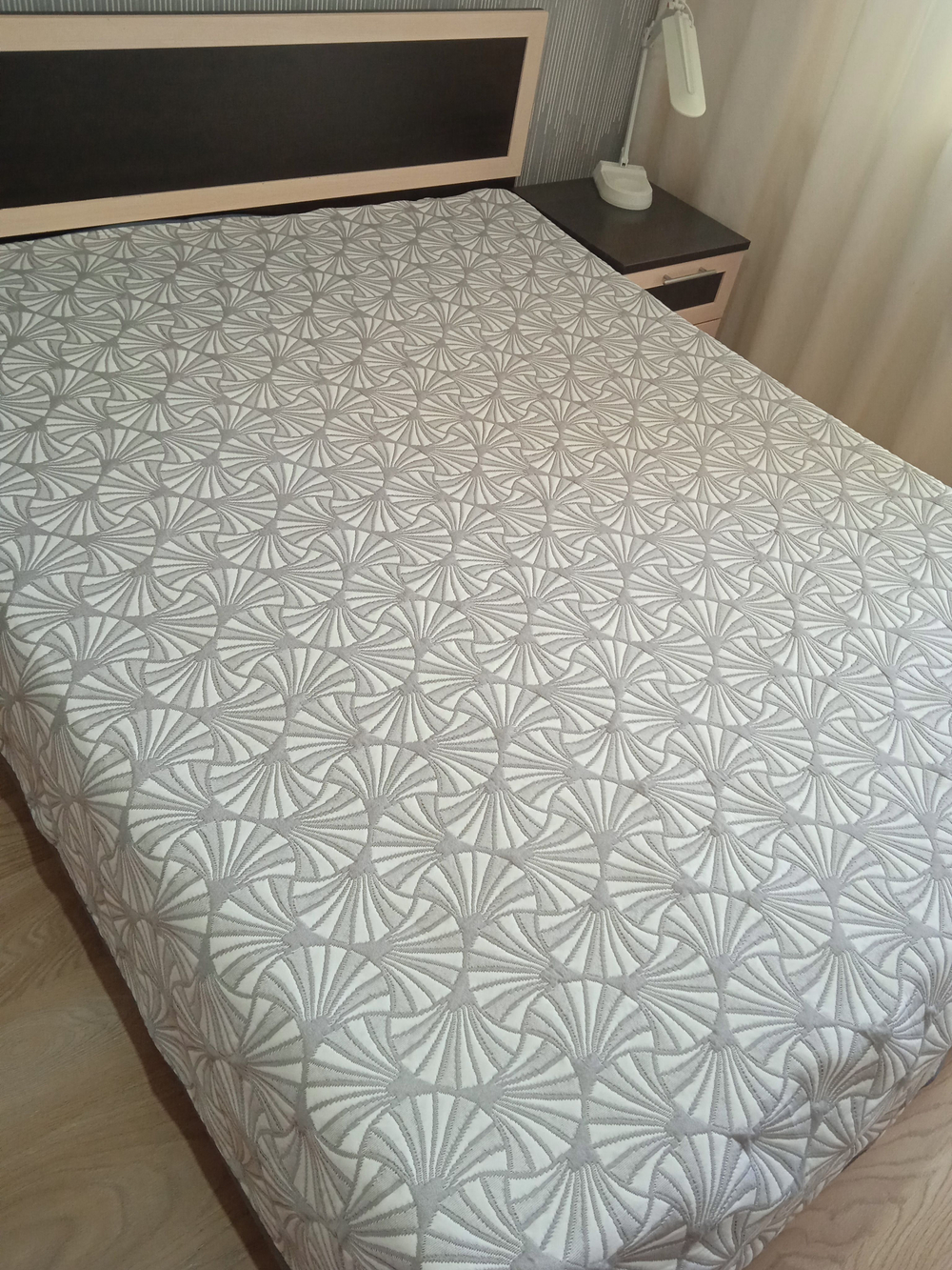 Покрывало жаккардовое двухстороннее Нежность 108-17 серый,белый 1,5 (150х200)