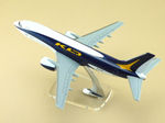 Модель самолета Boeing 737-300 (М1:100, KD Avia)