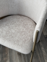 Стул М-City DISAUR Дилл, Rain 8 Слоновая Кость, Велюр, Шампань каркас