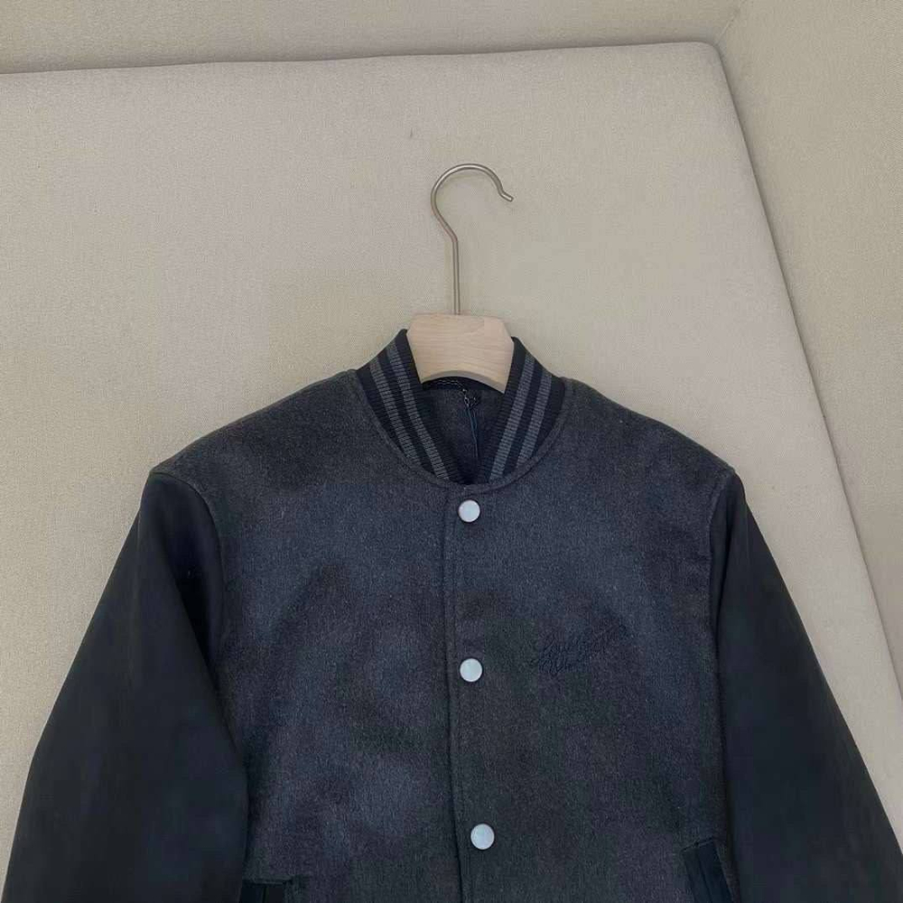 Бомбер Louis Vuitton