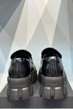 Ботинки Prada