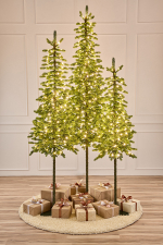 Ель искусственная с лампочкам Королева Тянь Шань