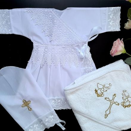 Крестильный набор р-р 56-62 "Ариша" крыжма с уголком 100*100см "Ангелочки" (золото)