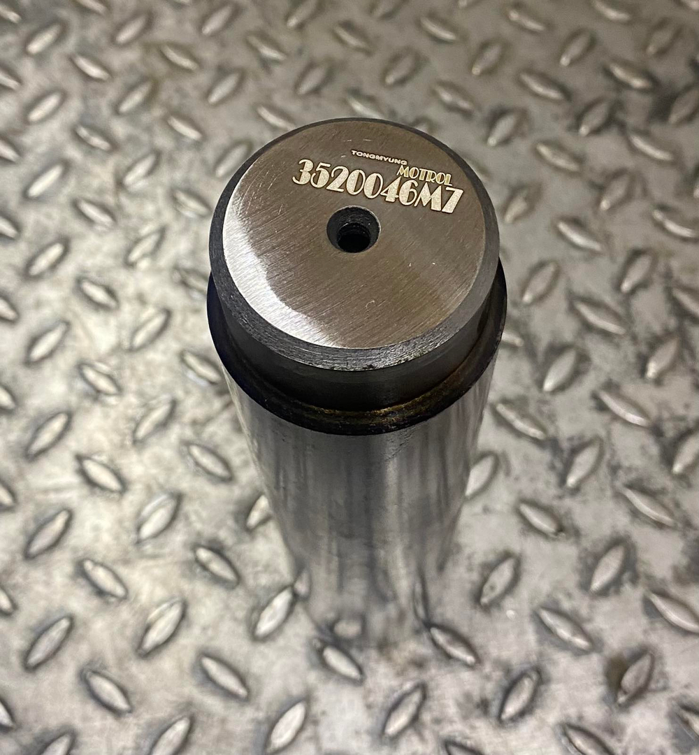 Палец 3520046M7