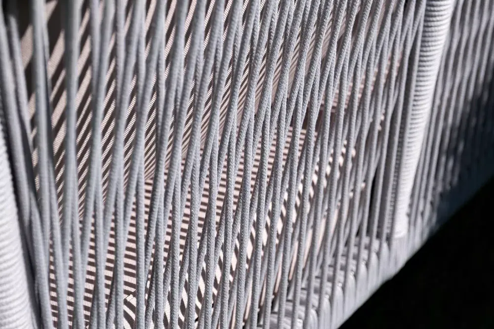 "Канны" диван 2-местный плетеный из роупа, каркас алюминий белый муар, роуп светло-серый круглый, ткань серая 017