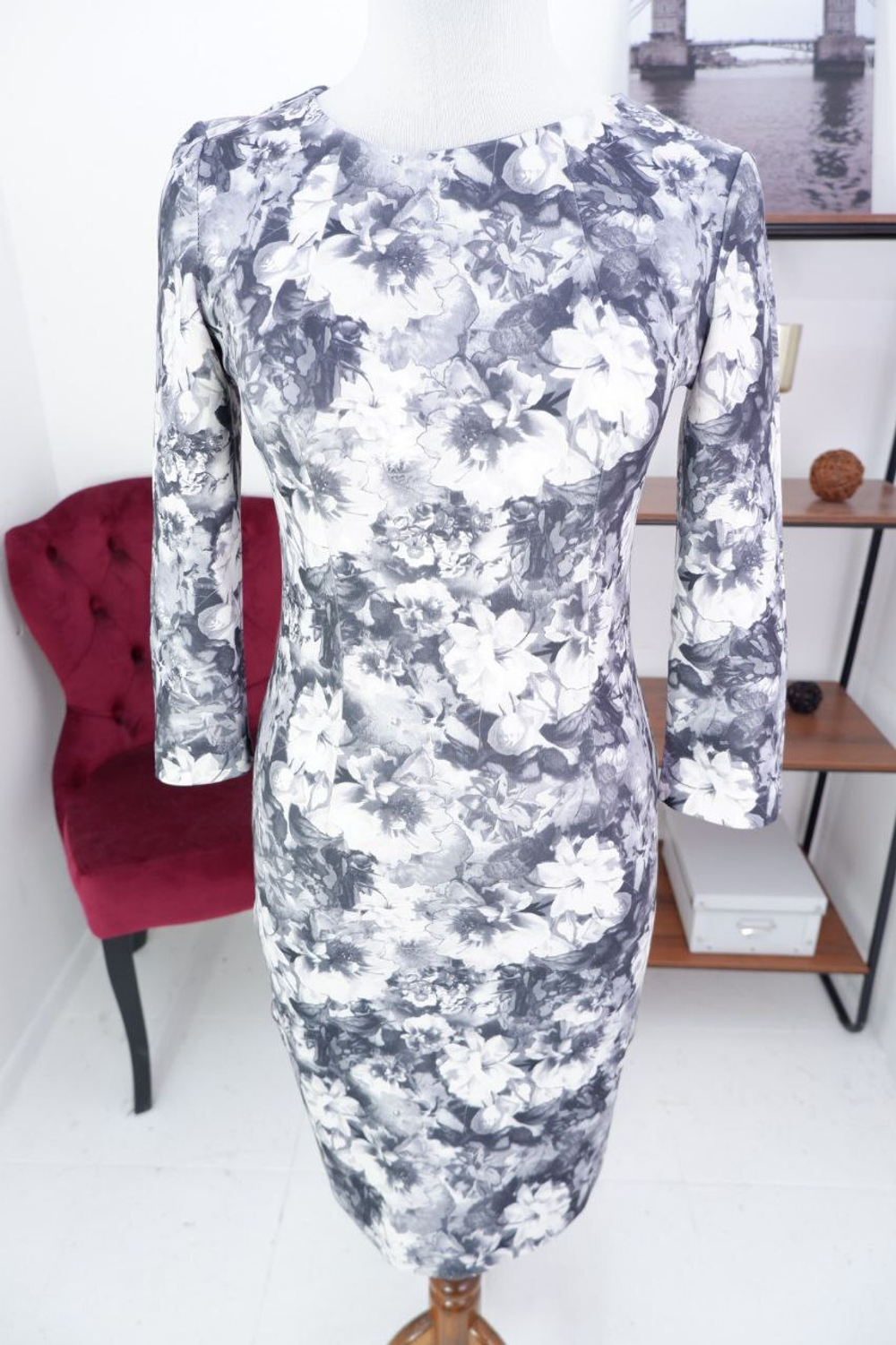 Платье Zolla с цветами 42 размер