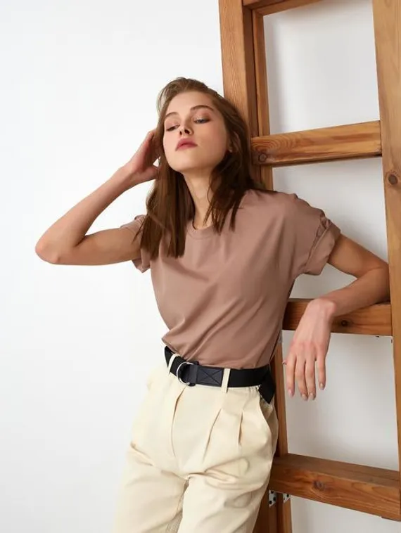 Футболка женская Basic line, цвет коричневый, р-р 46