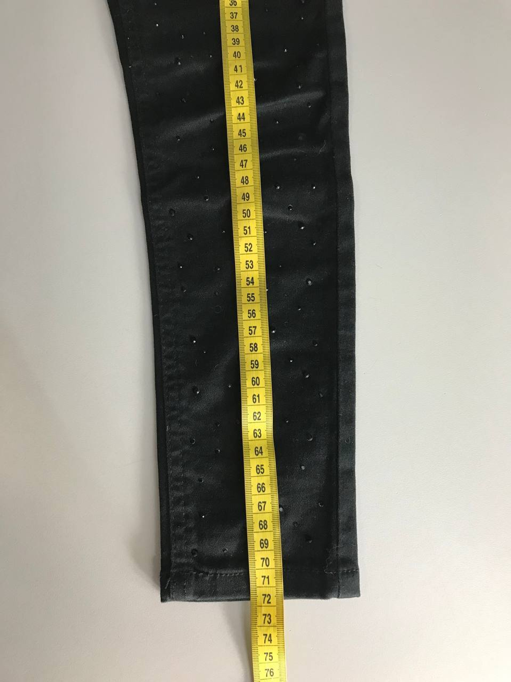 Джинсы Marks&Spencer со стразами, на 7/8 лет