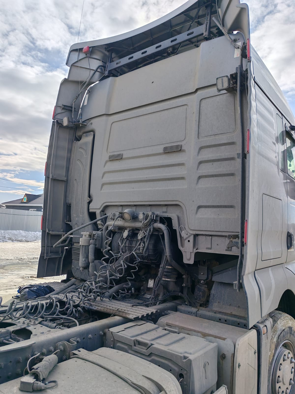 SITRAK C7H 6x4 Седельный тягач ZZ4256V364HE (Дизельный, 12,4 л, 540 л.с., МТ)