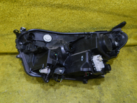 Фара правая Toyota RAV4 4 CA40 (2015-2019) LED