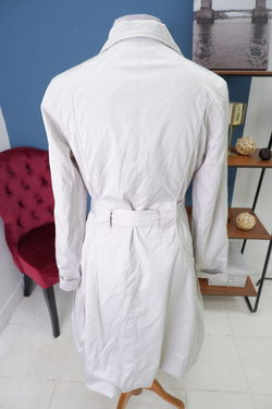 Плащ Zarina  стильный 44 размер