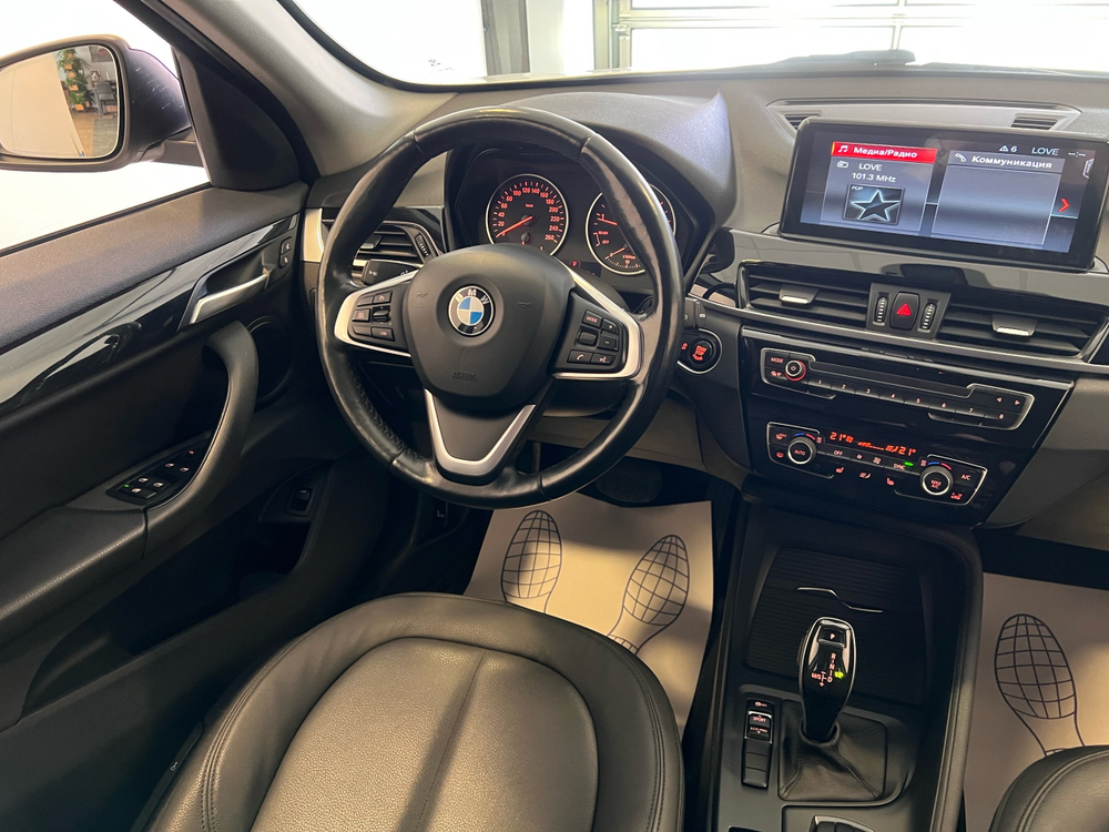 BMW X1, 2017 год