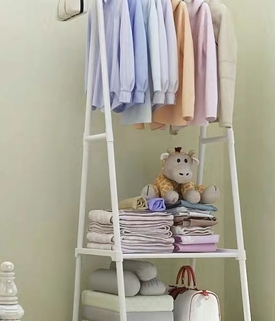 Вешалка напольная на колесиках 160х42х55 белая