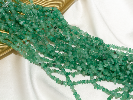 Нить бусины из авантюрина 6-7мм (галька)