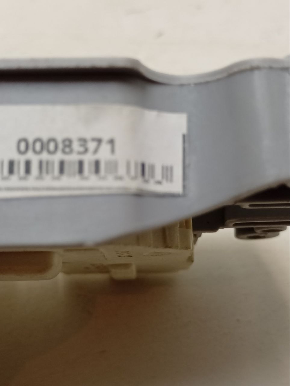 WMSD7105B кт17 Блокировка люка для стиральной машины Indesit Ariston C00254755 б/у