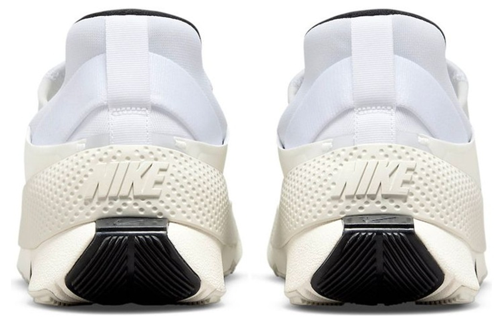 Nike Go Flyease
