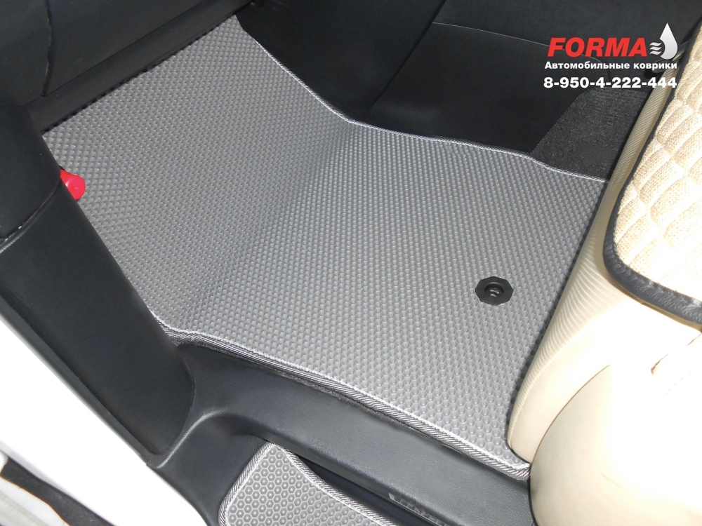 Toyota Vellfire H30 (01.2015 - н.в.) HYBRID, комплектация с капитанскими креслами