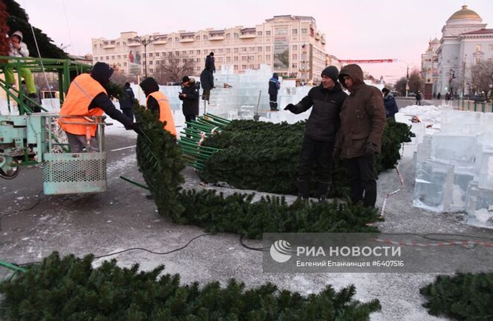 Уличная елка ствольная "Таежная" (пвх) от 11 до 21 м
