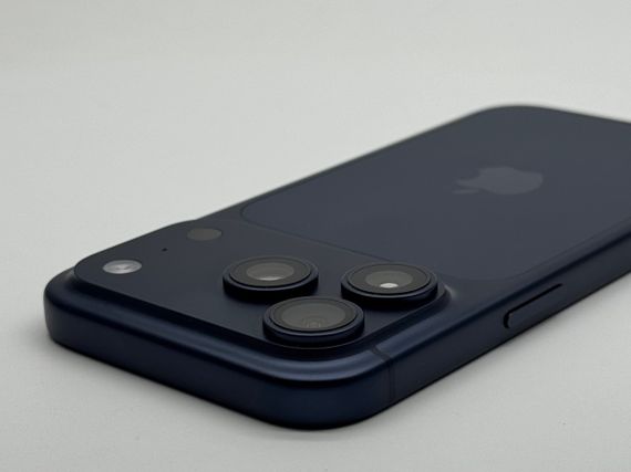 iPhone 17 Pro 256Gb Deep Blue 1SIM